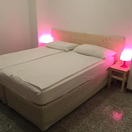 卡萨蓝博恩公寓 特伦托